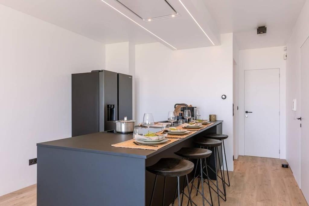 Cozy Apartment With Beautiful Seaview Knokke-Heist Exteriör bild