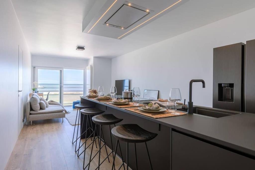 Cozy Apartment With Beautiful Seaview Knokke-Heist Exteriör bild