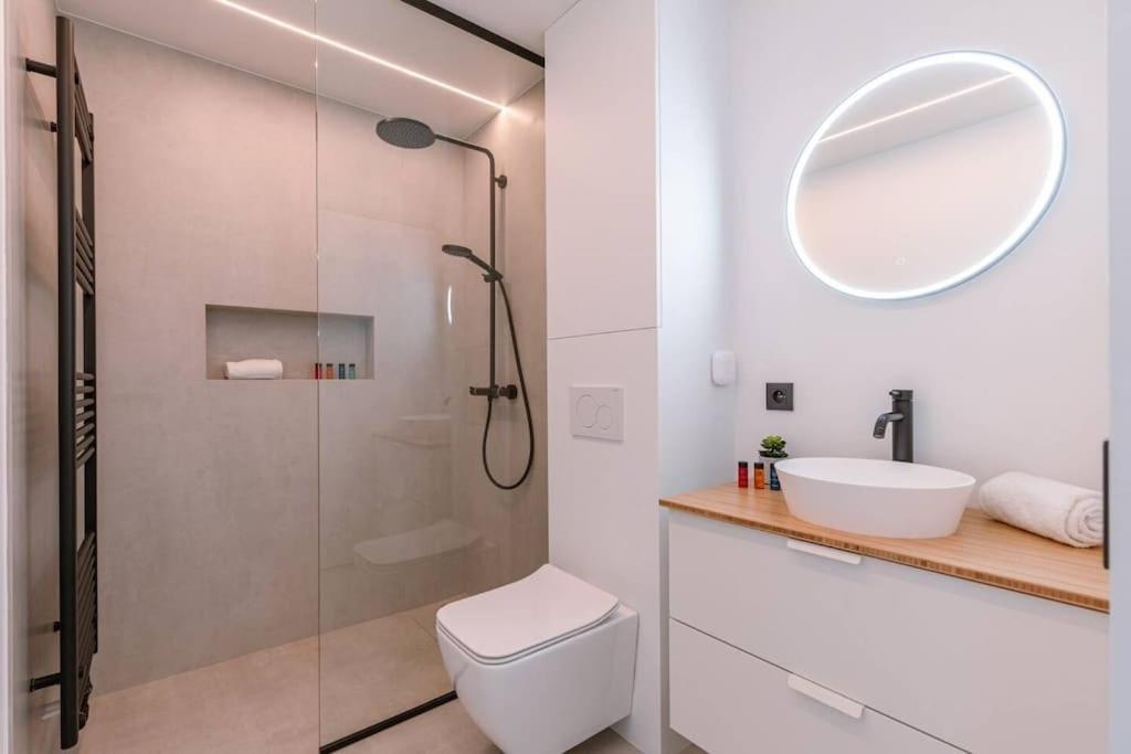 Cozy Apartment With Beautiful Seaview Knokke-Heist Exteriör bild